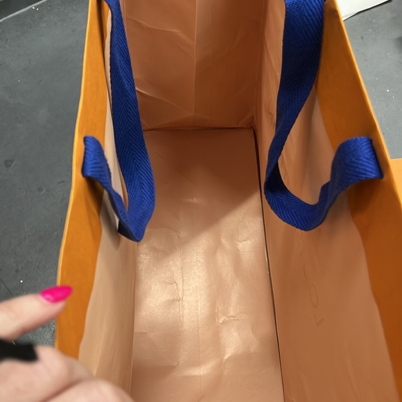 Large Louis Vuitton shopping bag with blue fabric handles - Picture 2 of 7